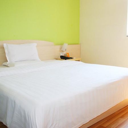 7 Days Inn Shenzhen Railway Station Екстериор снимка