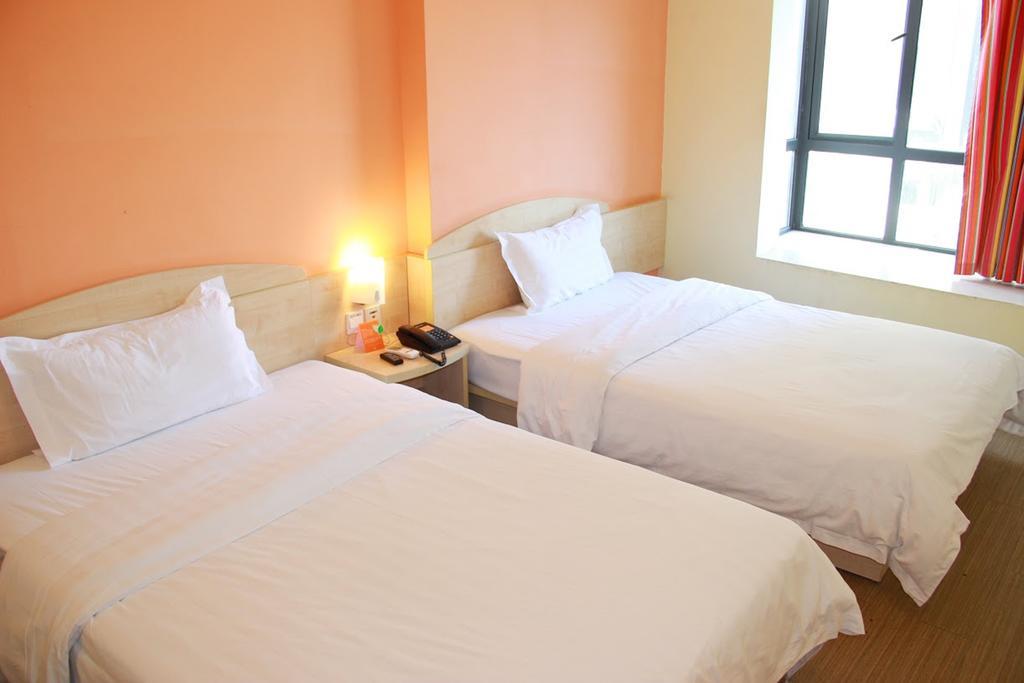 7 Days Inn Shenzhen Railway Station Екстериор снимка