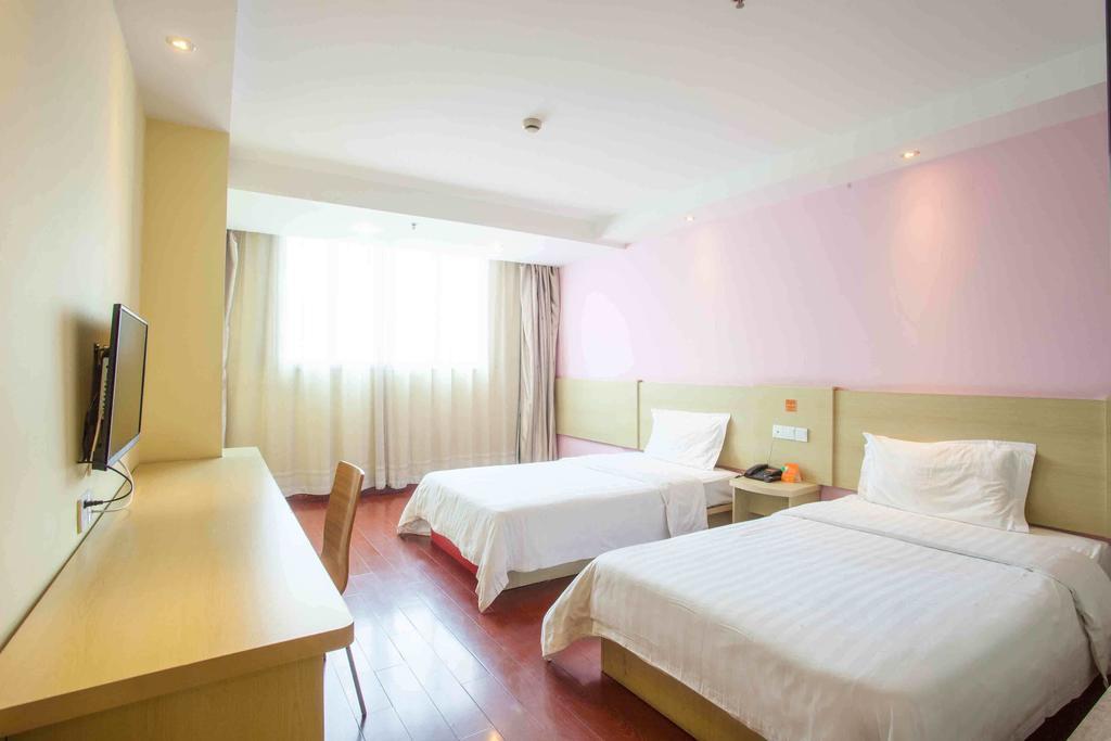 7 Days Inn Shenzhen Railway Station Стая снимка