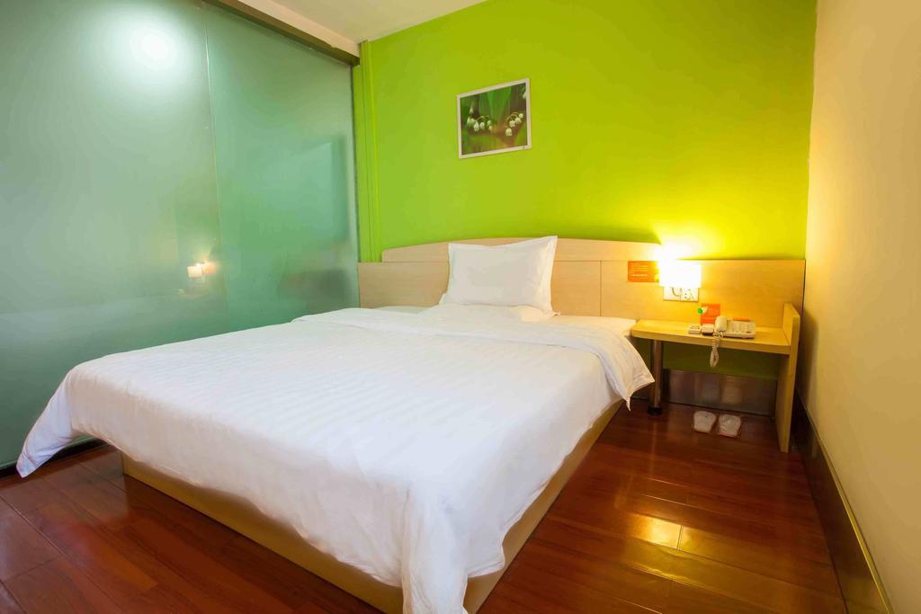 7 Days Inn Shenzhen Railway Station Стая снимка